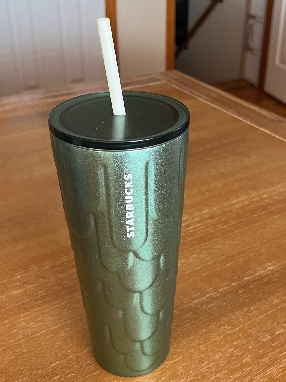 Starbucks 2022 Stainless Steel Mermaid Scales 240z